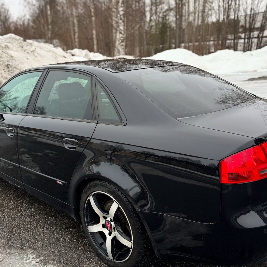Audi — Skyfol HP Pro lasien tummennukset